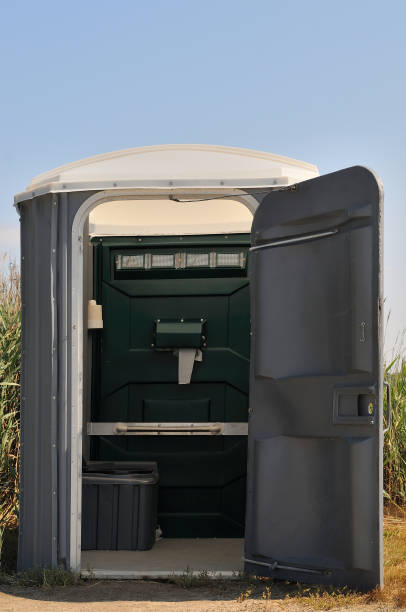 Best Event porta potty rental  in Bolindale, OH